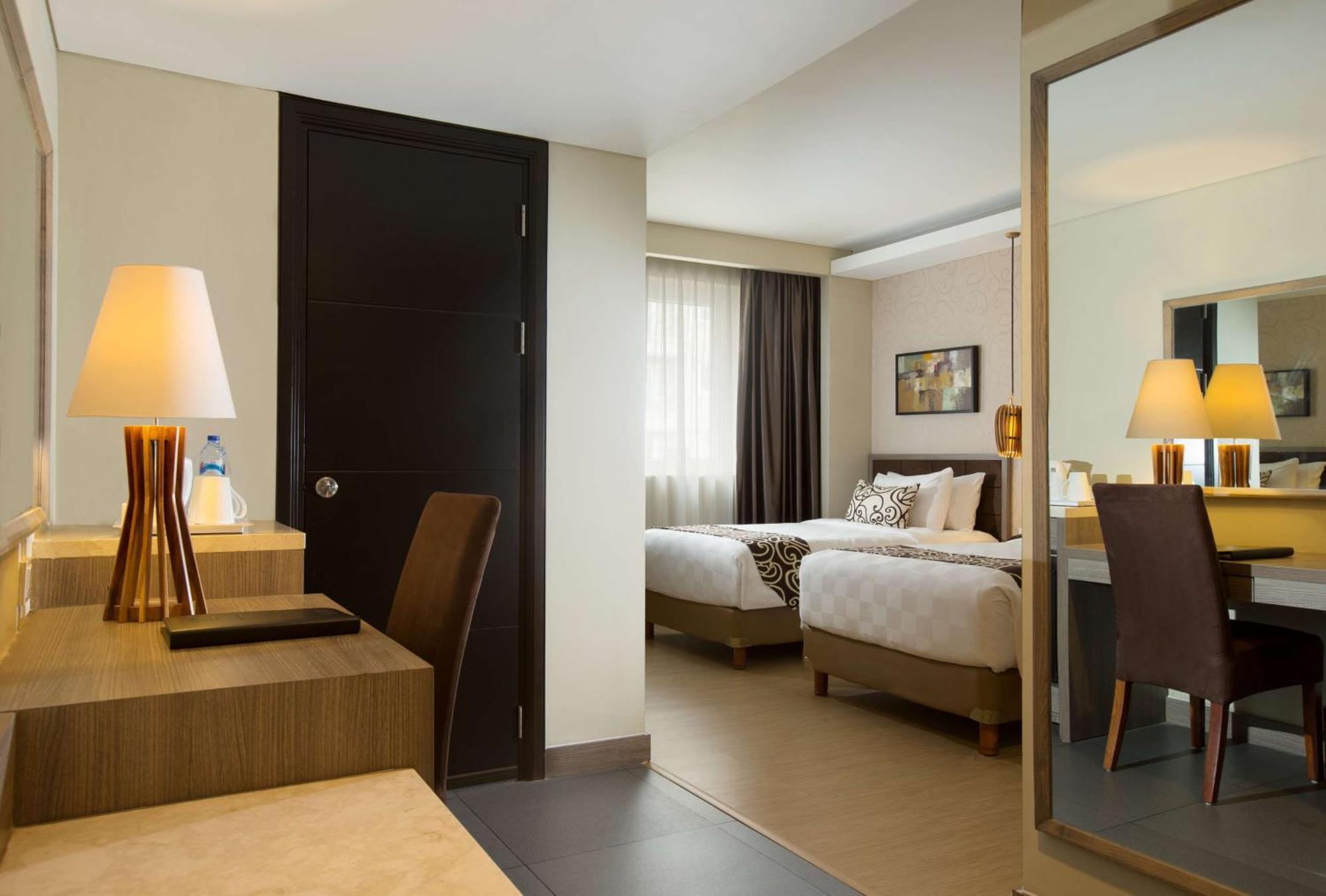 Deluxe Twin Room – Non-Smoking,1277816308:JPEG